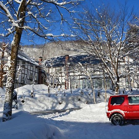 Hotel Sejour Mint In Hakuba Bagian luar foto