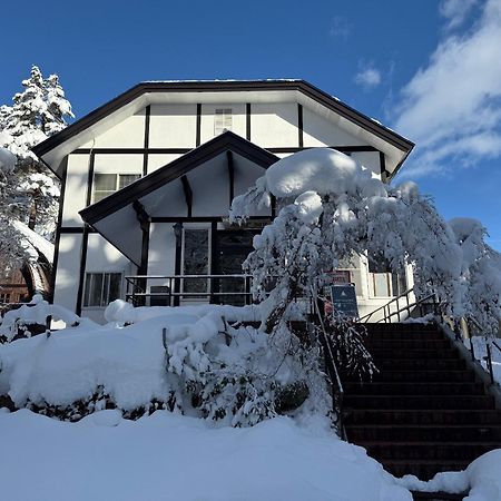 Hotel Sejour Mint In Hakuba Bagian luar foto