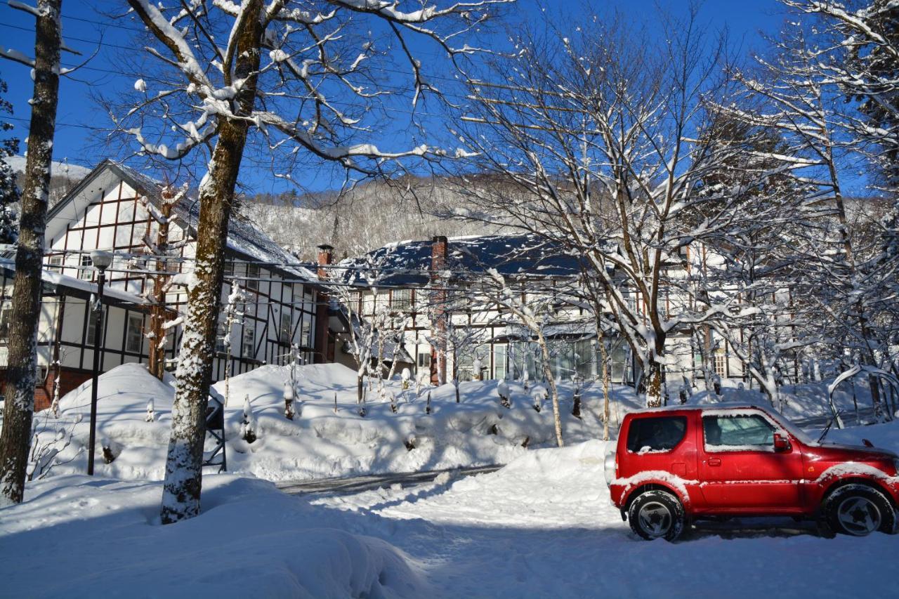 Hotel Sejour Mint In Hakuba Bagian luar foto
