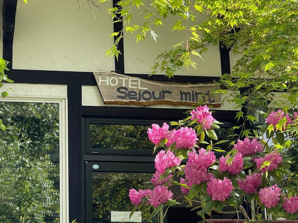Hotel Sejour Mint In Hakuba Bagian luar foto
