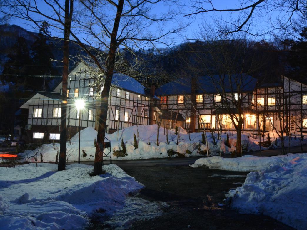 Hotel Sejour Mint In Hakuba Bagian luar foto